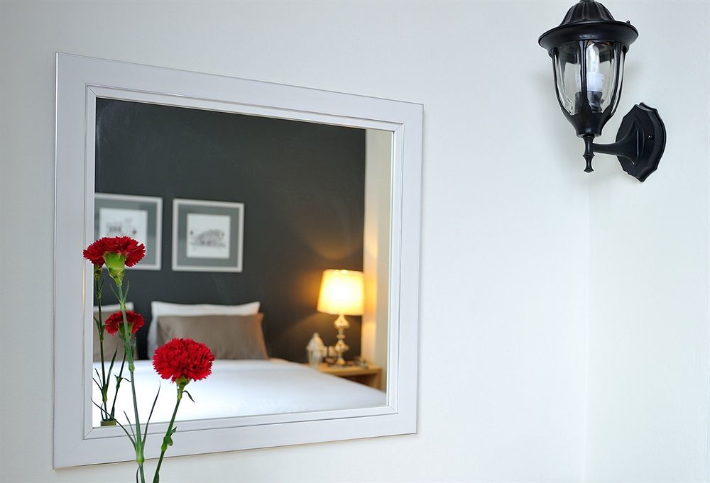 Arch Club Guest house